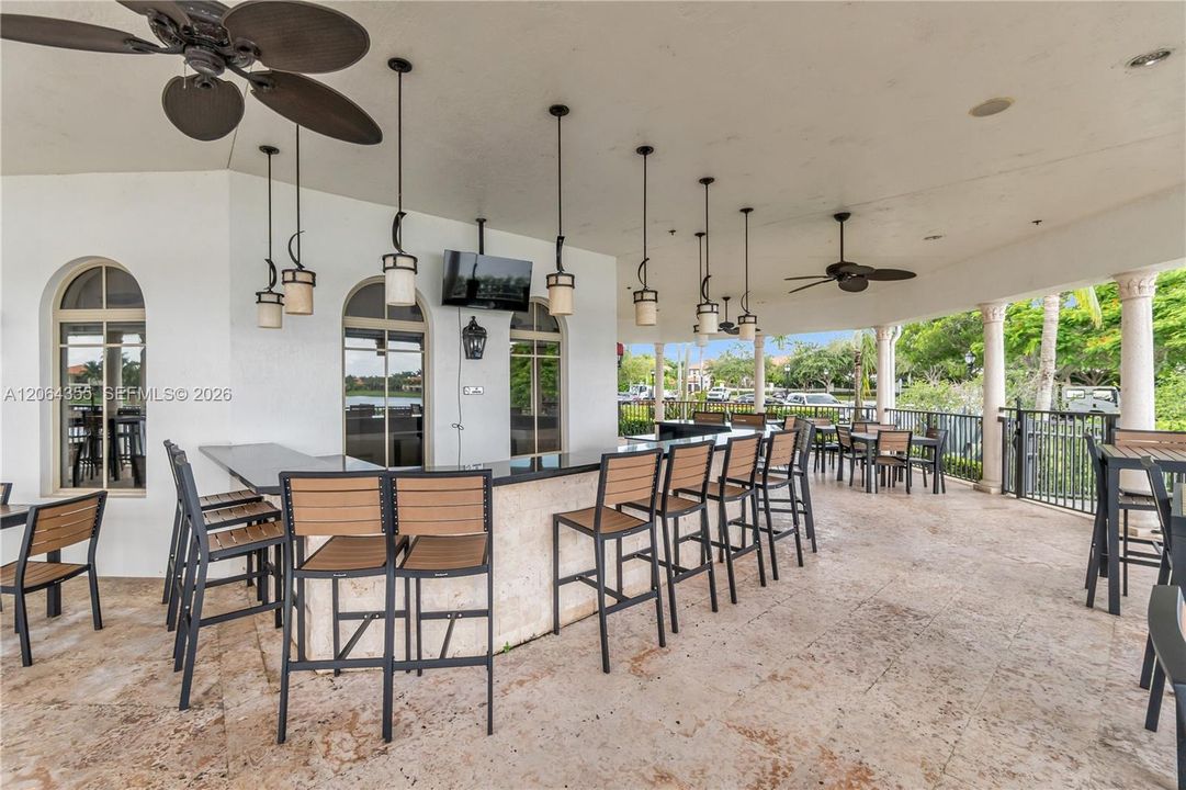 For Sale: $1,150,000 (5 beds, 4 baths, 4717 Square Feet)