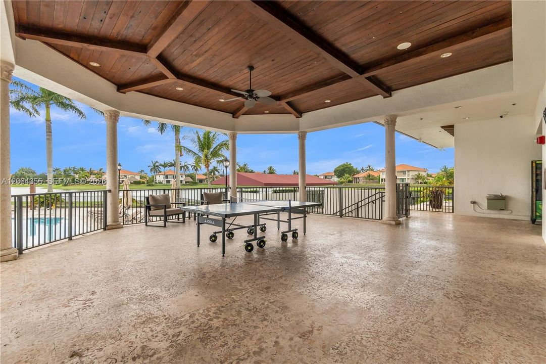 For Sale: $1,150,000 (5 beds, 4 baths, 4717 Square Feet)
