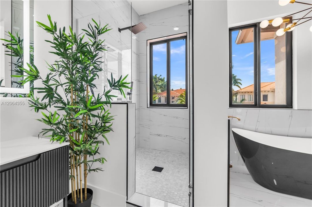 For Sale: $1,150,000 (5 beds, 4 baths, 4717 Square Feet)