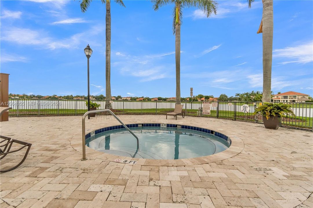For Sale: $1,150,000 (5 beds, 4 baths, 4717 Square Feet)