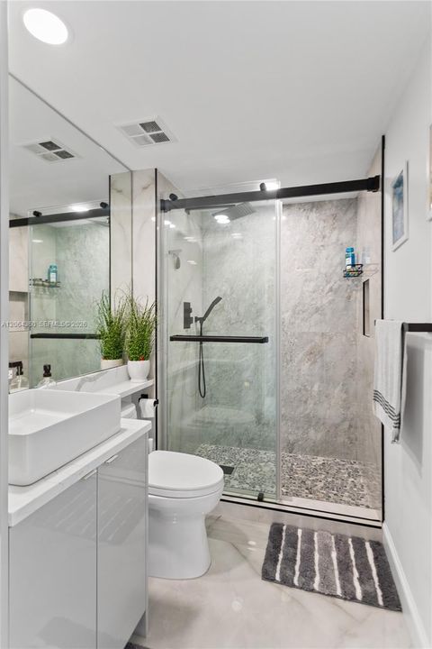 For Sale: $789,000 (2 beds, 2 baths, 1227 Square Feet)