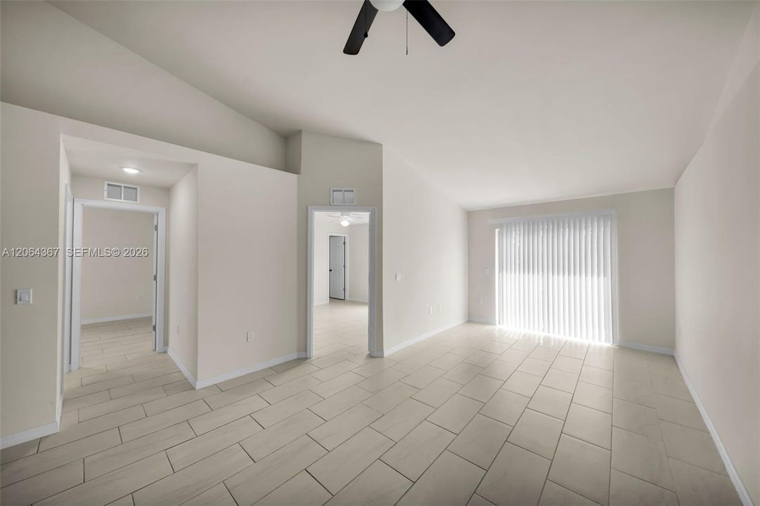 В аренду: $1,800 (3 спален, 2 ванн, 0 Квадратных фут)
