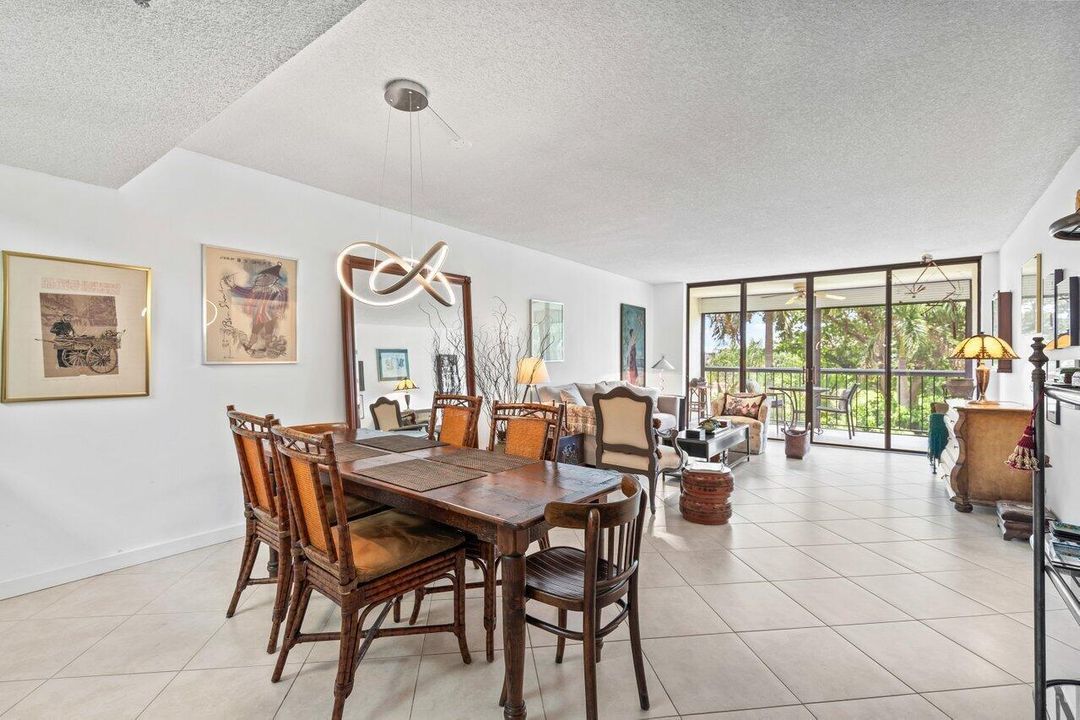 Dining/ Living