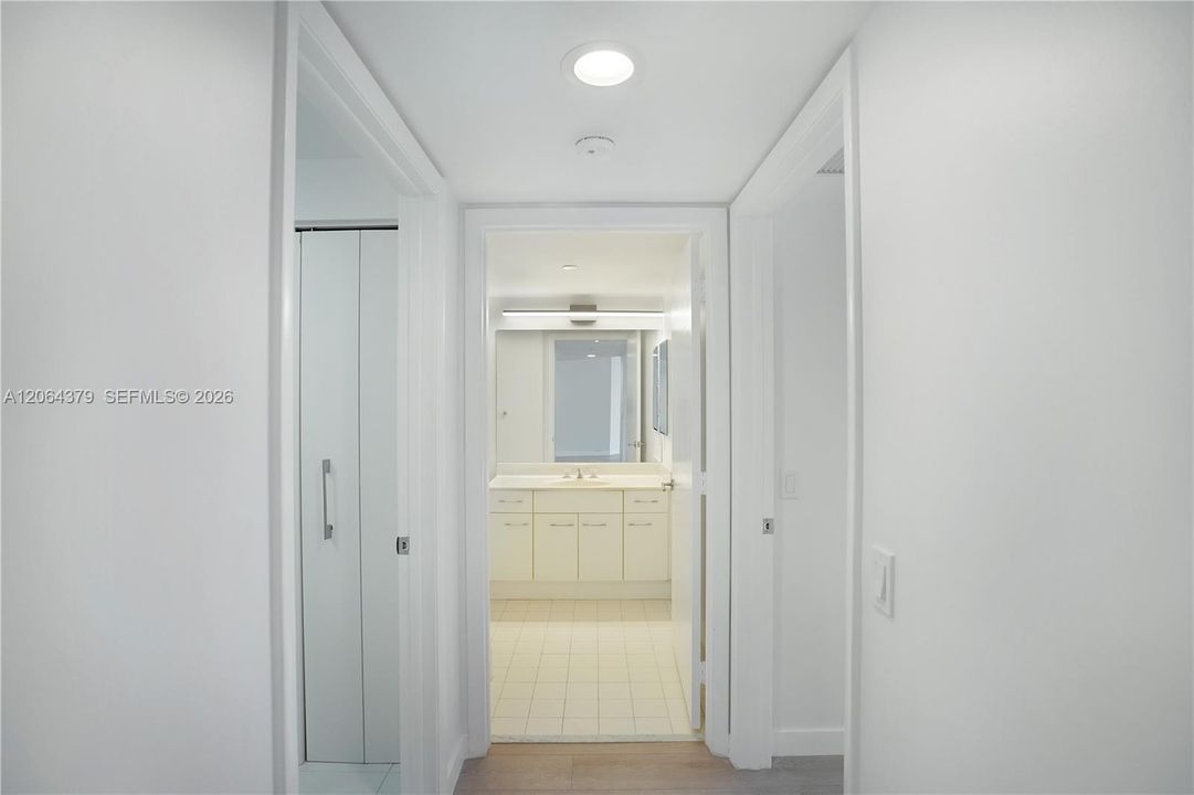 Active With Contract: $4,500 (2 beds, 2 baths, 1510 Square Feet)