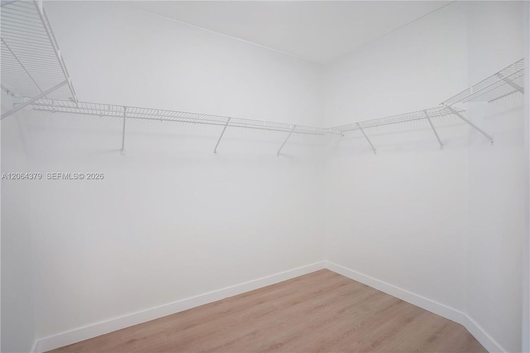 Active With Contract: $4,500 (2 beds, 2 baths, 1510 Square Feet)