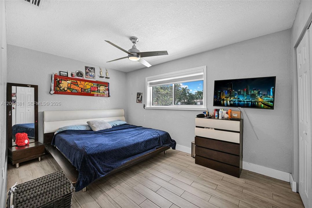 For Sale: $1,050,000 (4 beds, 4 baths, 2229 Square Feet)