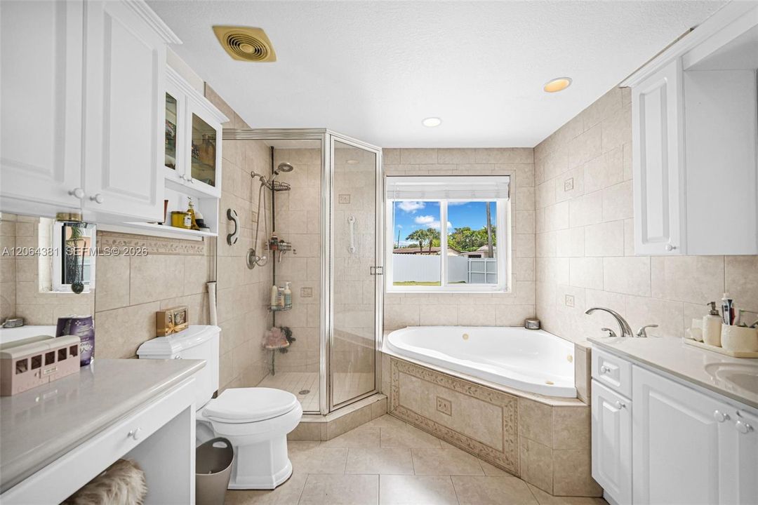 For Sale: $1,050,000 (4 beds, 4 baths, 2229 Square Feet)