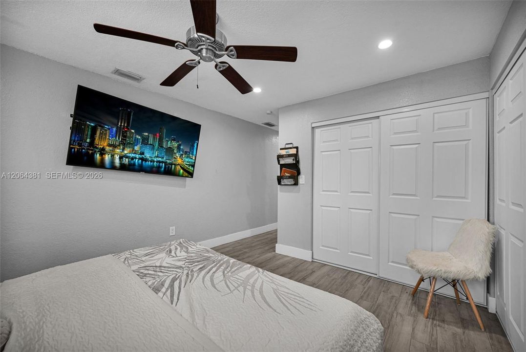 For Sale: $1,050,000 (4 beds, 4 baths, 2229 Square Feet)