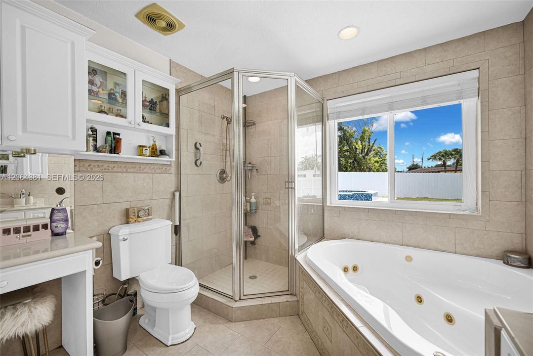 For Sale: $1,050,000 (4 beds, 4 baths, 2229 Square Feet)