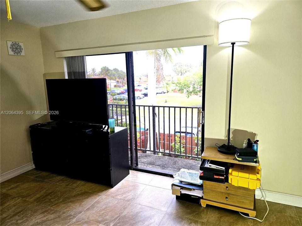 En Venta: $475,000 (3 camas, 2 baños, 1654 Pies cuadrados)