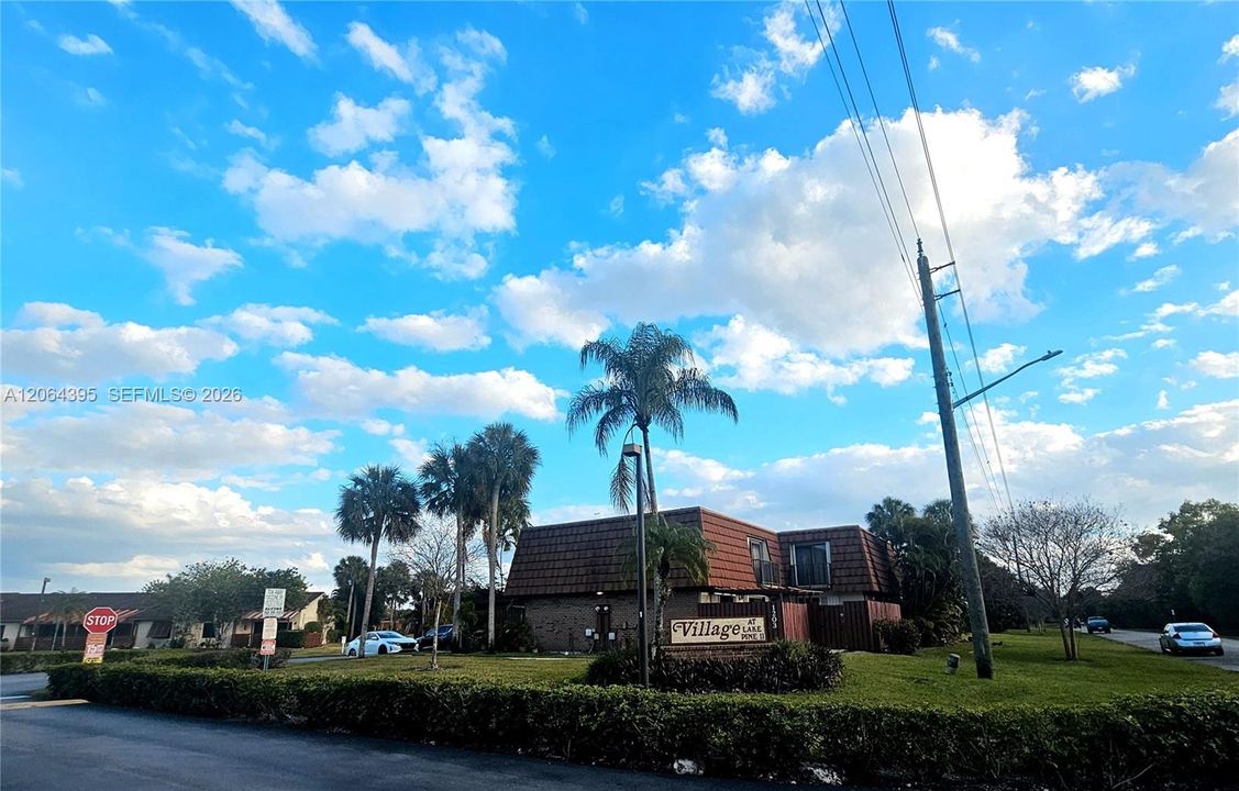 En Venta: $475,000 (3 camas, 2 baños, 1654 Pies cuadrados)