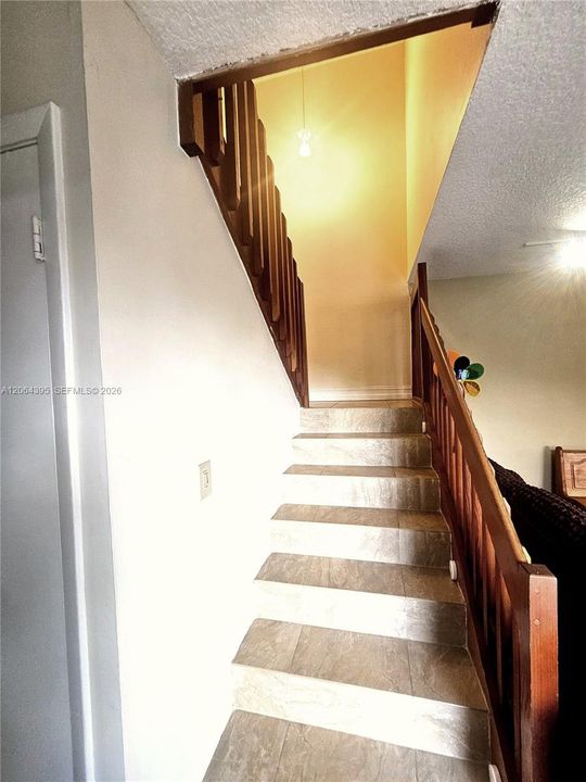 En Venta: $475,000 (3 camas, 2 baños, 1654 Pies cuadrados)