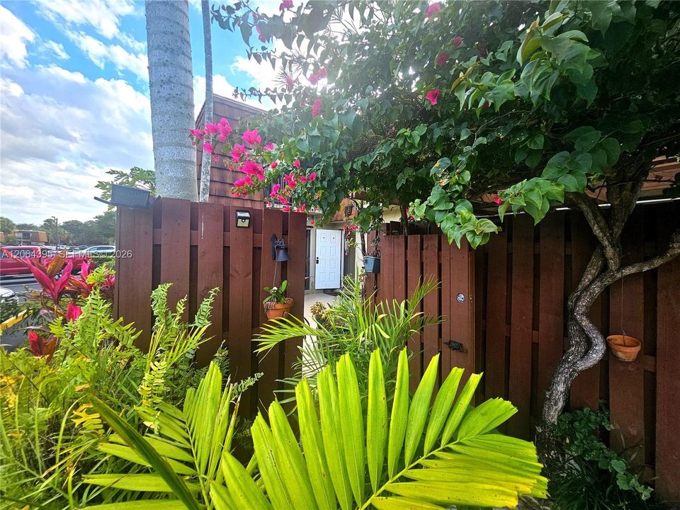 En Venta: $475,000 (3 camas, 2 baños, 1654 Pies cuadrados)