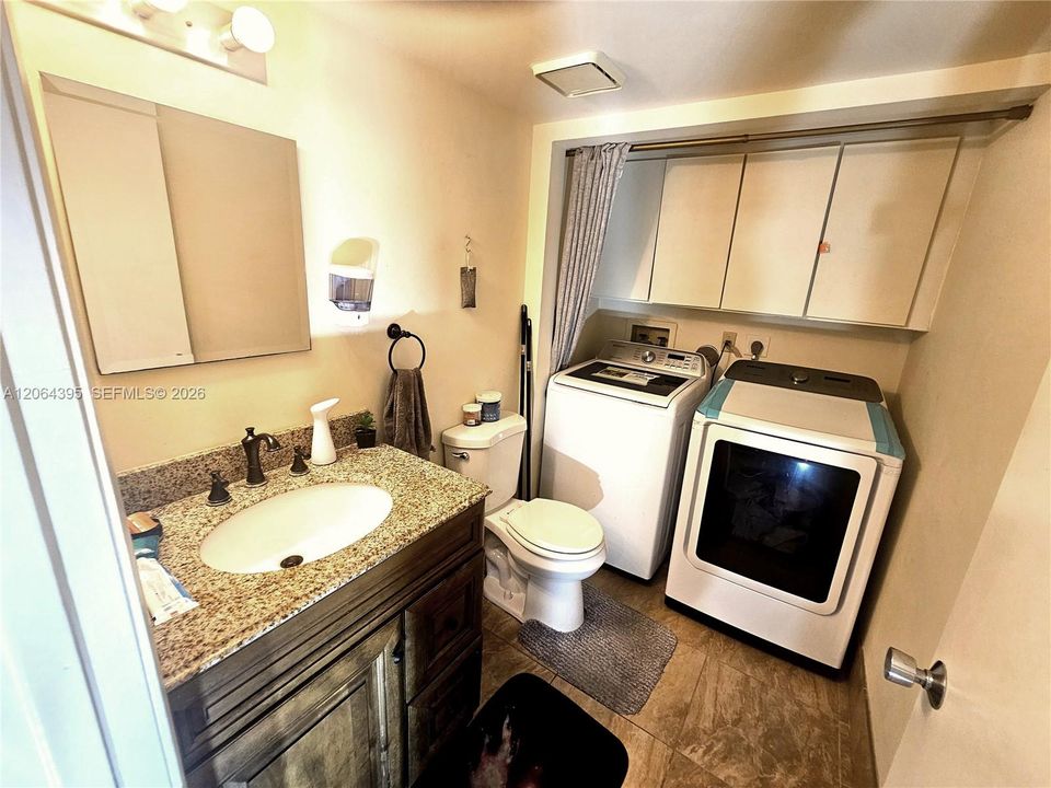 En Venta: $475,000 (3 camas, 2 baños, 1654 Pies cuadrados)