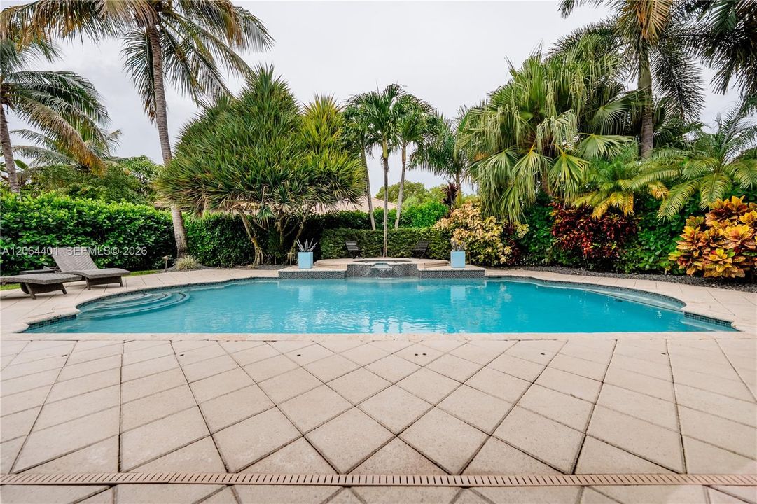 For Sale: $1,395,000 (5 beds, 3 baths, 3960 Square Feet)