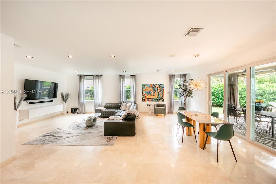 For Sale: $1,395,000 (5 beds, 3 baths, 3960 Square Feet)