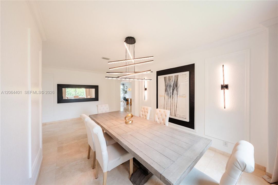 For Sale: $1,395,000 (5 beds, 3 baths, 3960 Square Feet)