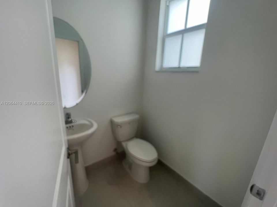 En Renta: $3,500 (3 camas, 2 baños, 1706 Pies cuadrados)