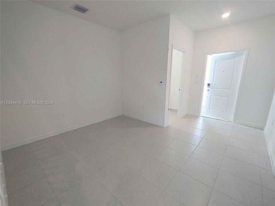 En Renta: $3,500 (3 camas, 2 baños, 1706 Pies cuadrados)
