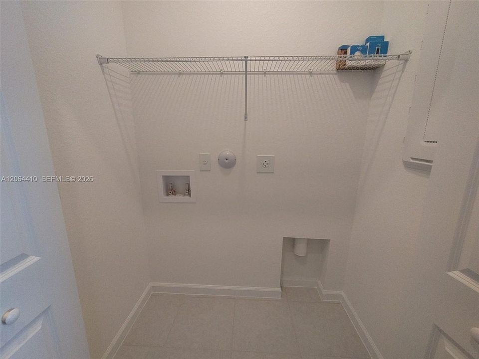 En Renta: $3,500 (3 camas, 2 baños, 1706 Pies cuadrados)