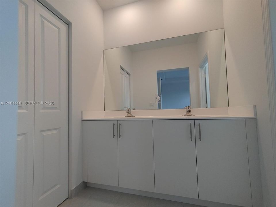 En Renta: $3,500 (3 camas, 2 baños, 1706 Pies cuadrados)