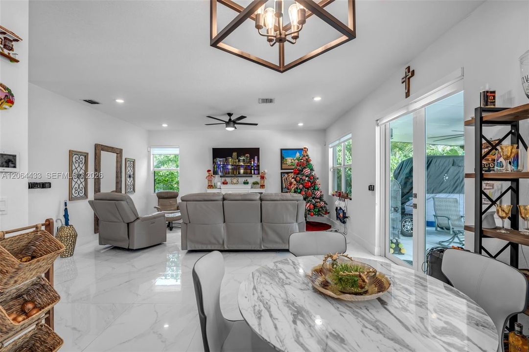 For Sale: $950,000 (4 beds, 3 baths, 2204 Square Feet)