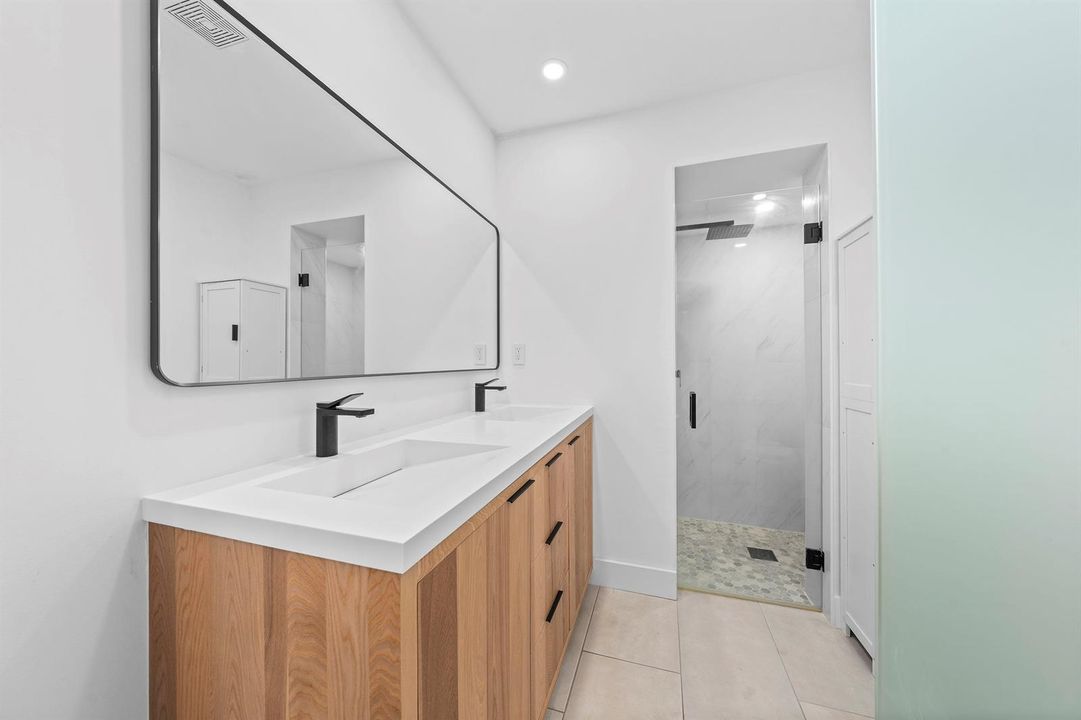 Master bath