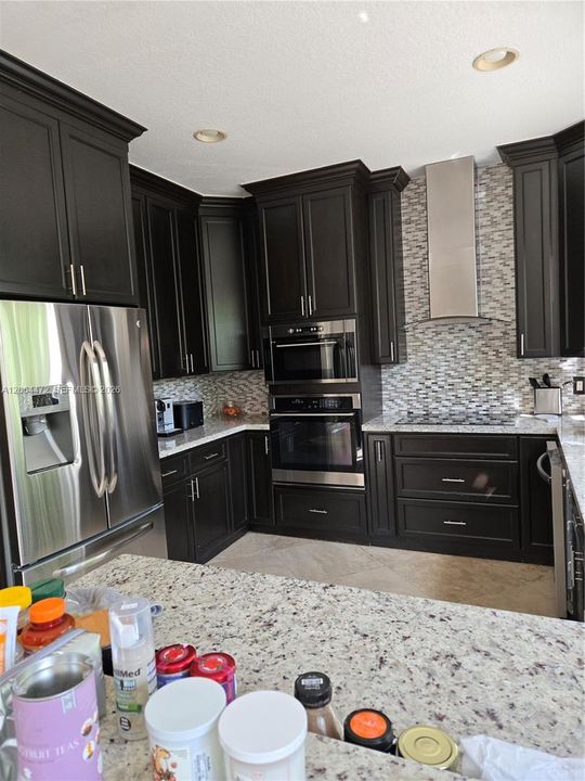For Rent: $5,500 (4 beds, 2 baths, 2868 Square Feet)