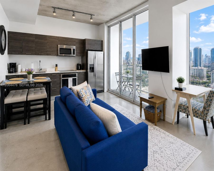 For Sale: $342,000 (1 beds, 1 baths, 430 Square Feet)