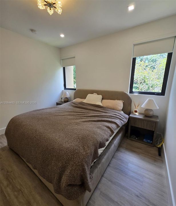 Activo con contrato: $4,000 (3 camas, 2 baños, 1582 Pies cuadrados)