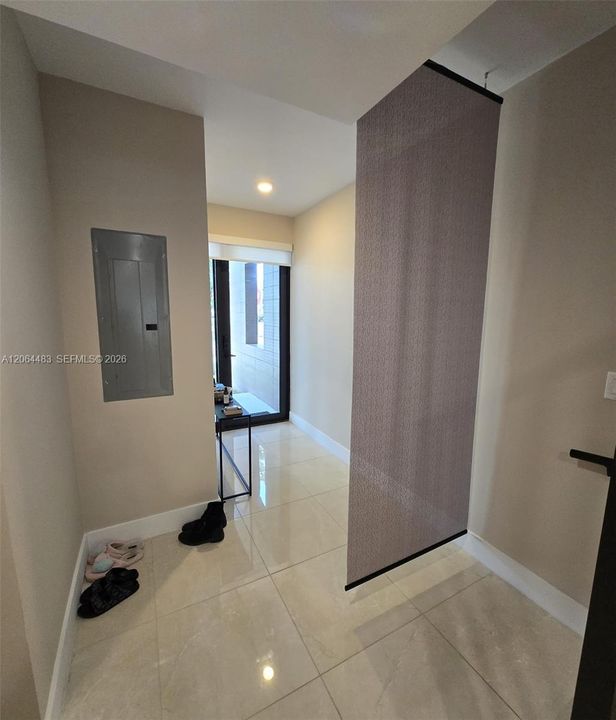 Activo con contrato: $4,000 (3 camas, 2 baños, 1582 Pies cuadrados)
