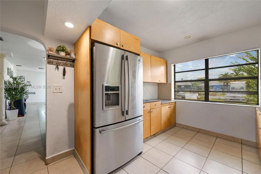 Activo con contrato: $349,999 (2 camas, 1 baños, 1004 Pies cuadrados)