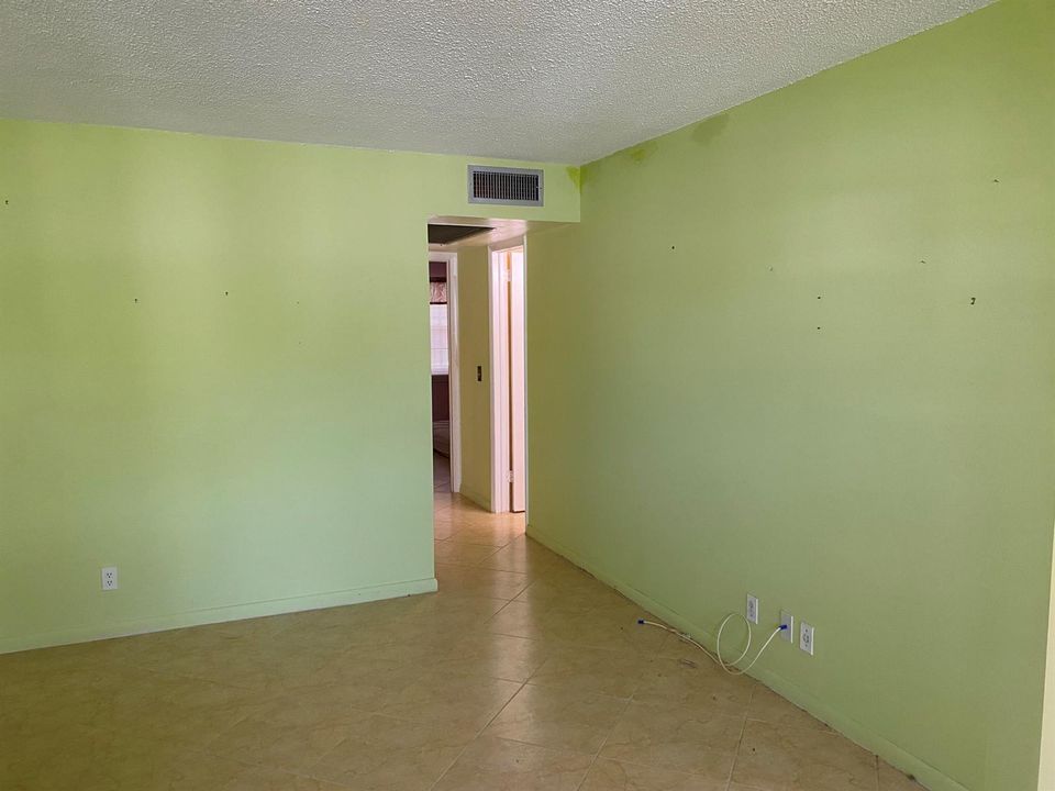 Living Room 8