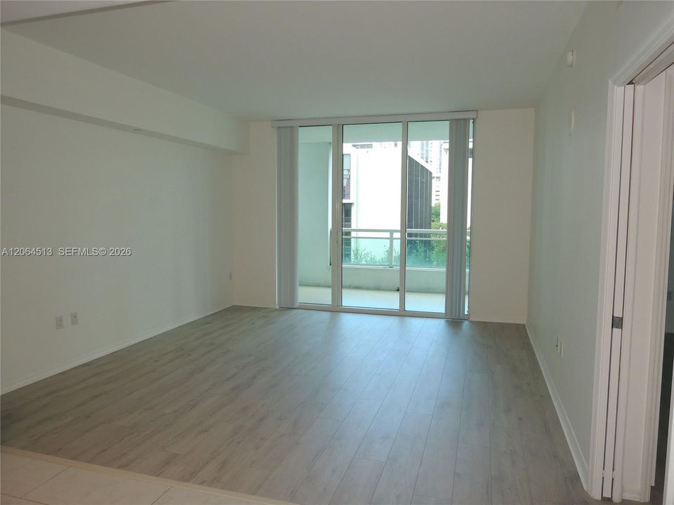DINING - LIVING ROOM