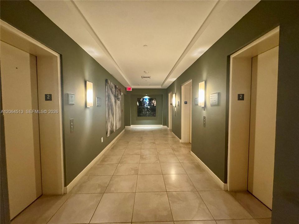 4TH FLOOR HALLWAY