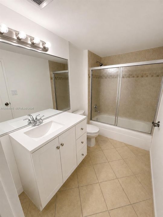 В аренду: $1,950 (1 спален, 1 ванн, 780 Квадратных фут)