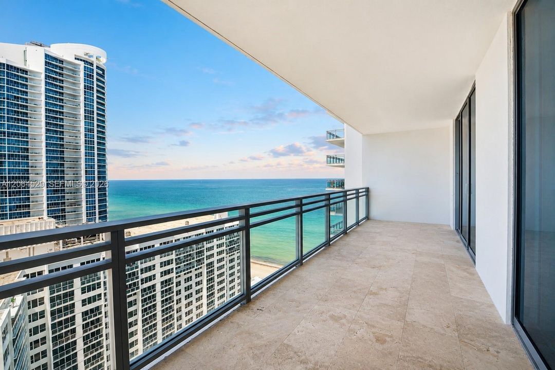 For Sale: $2,250,000 (3 beds, 3 baths, 2857 Square Feet)