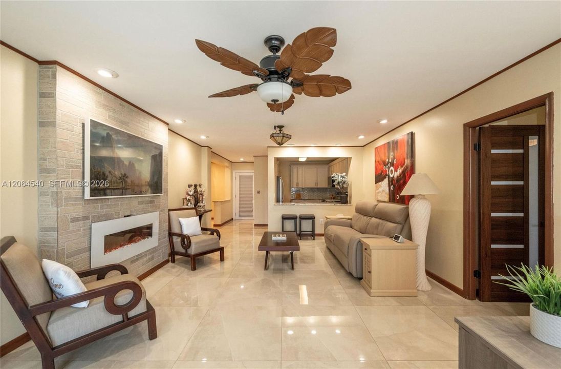 For Sale: $889,000 (3 beds, 2 baths, 1126 Square Feet)