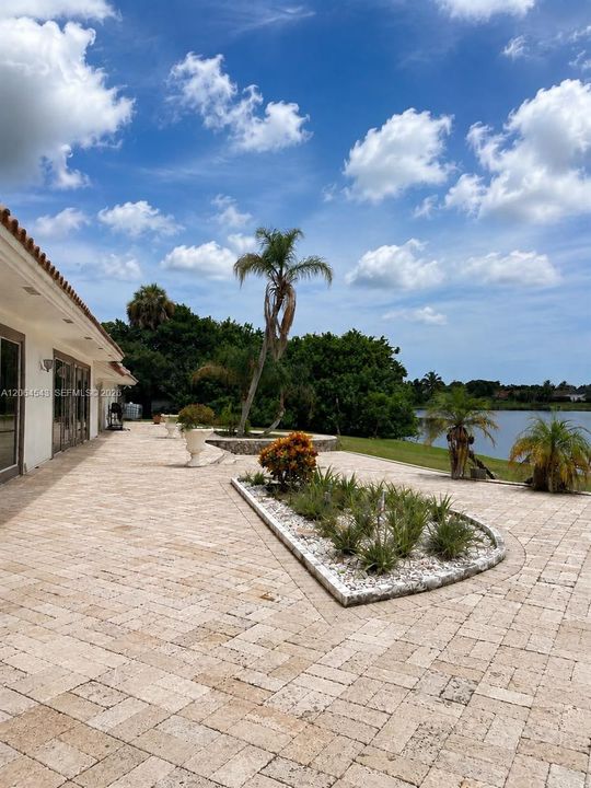 En Venta: $2,500,000 (5 camas, 7 baños, 6597 Pies cuadrados)