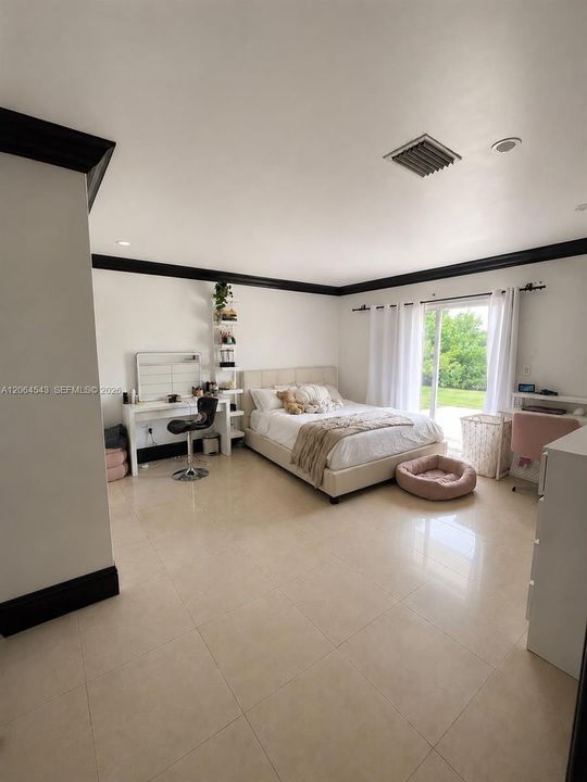 En Venta: $2,500,000 (5 camas, 7 baños, 6597 Pies cuadrados)