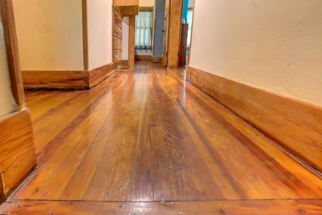 Hardwood flooring 314 Cranesnest Way Wes