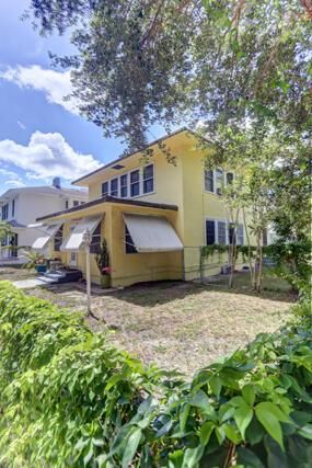 Front NW view 314 Cranesnest Way West Pa