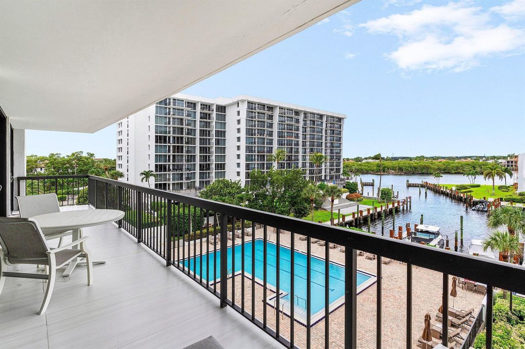 025-4748SouthOceanBoulevard-406-Highland