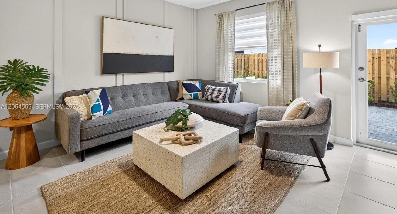 Recently Sold: $564,090 (4 beds, 3 baths, 1827 Square Feet)