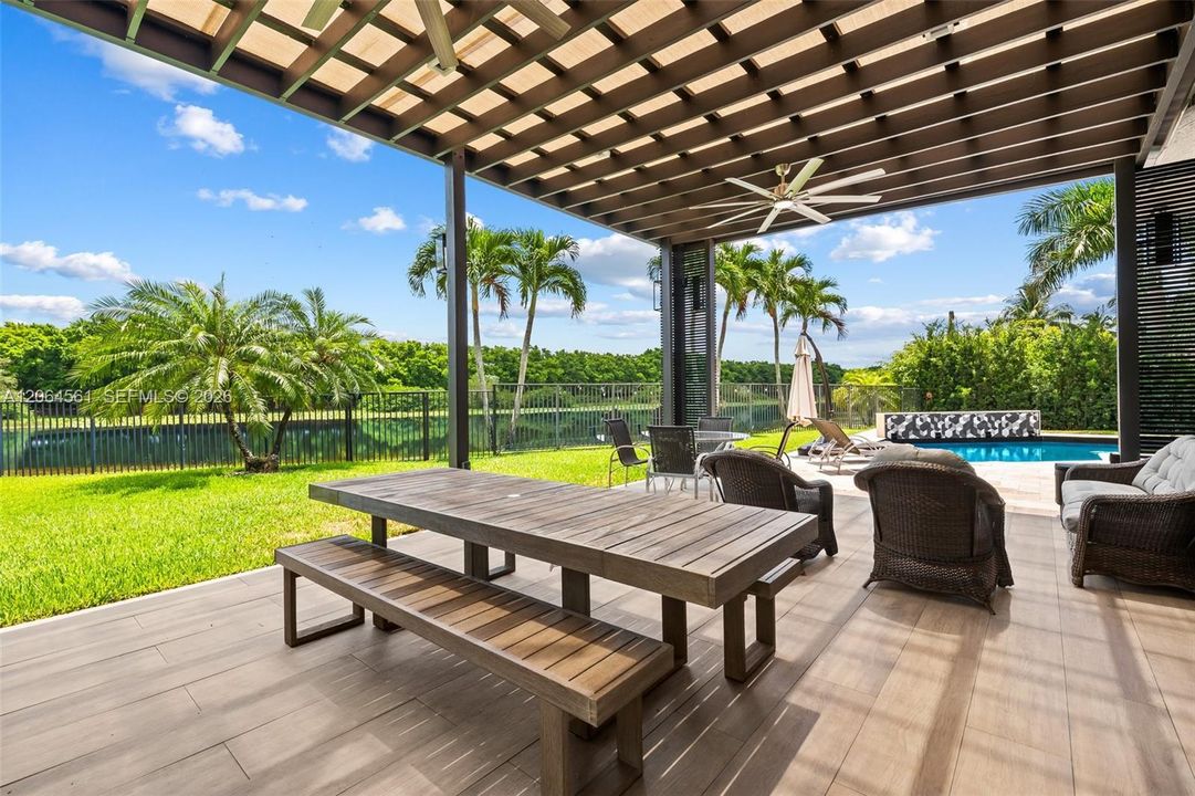 For Rent: $10,000 (5 beds, 3 baths, 2954 Square Feet)