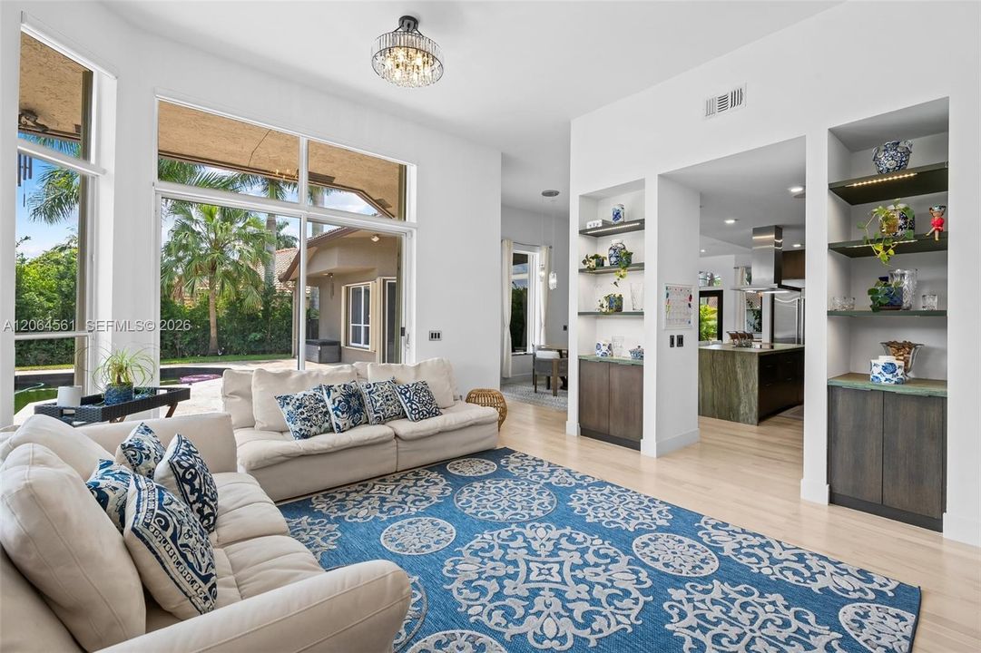 For Rent: $10,000 (5 beds, 3 baths, 2954 Square Feet)