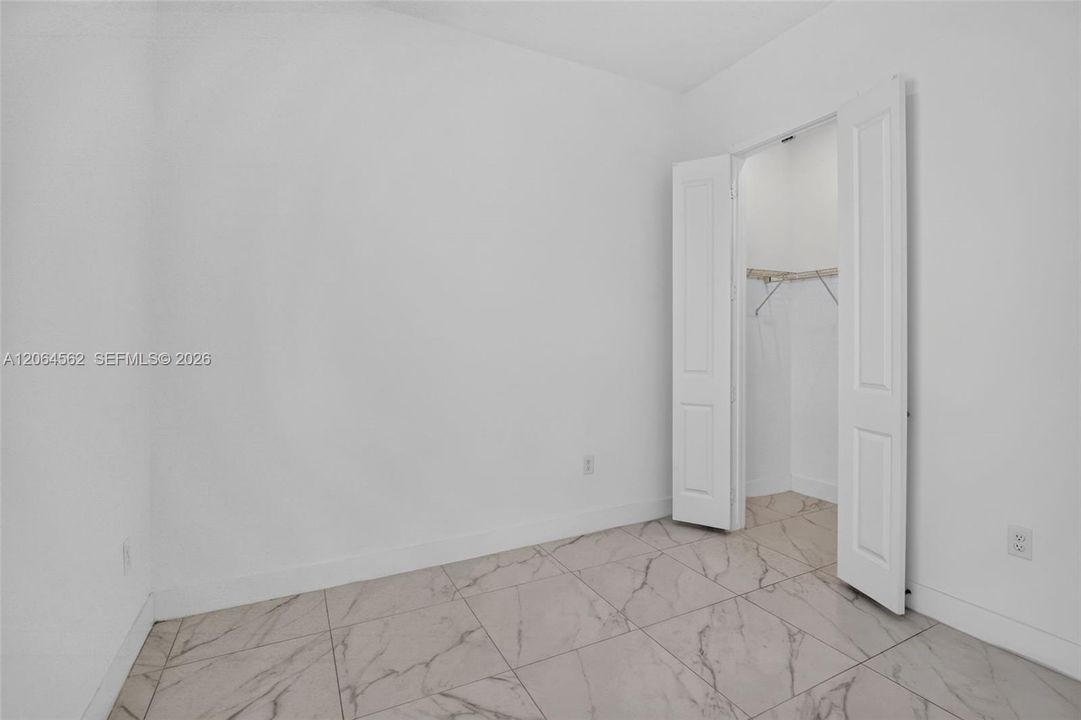 For Rent: $5,000 (3 beds, 2 baths, 2047 Square Feet)