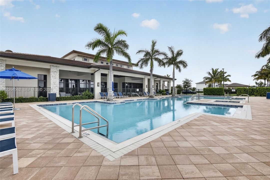 For Rent: $5,000 (3 beds, 2 baths, 2047 Square Feet)