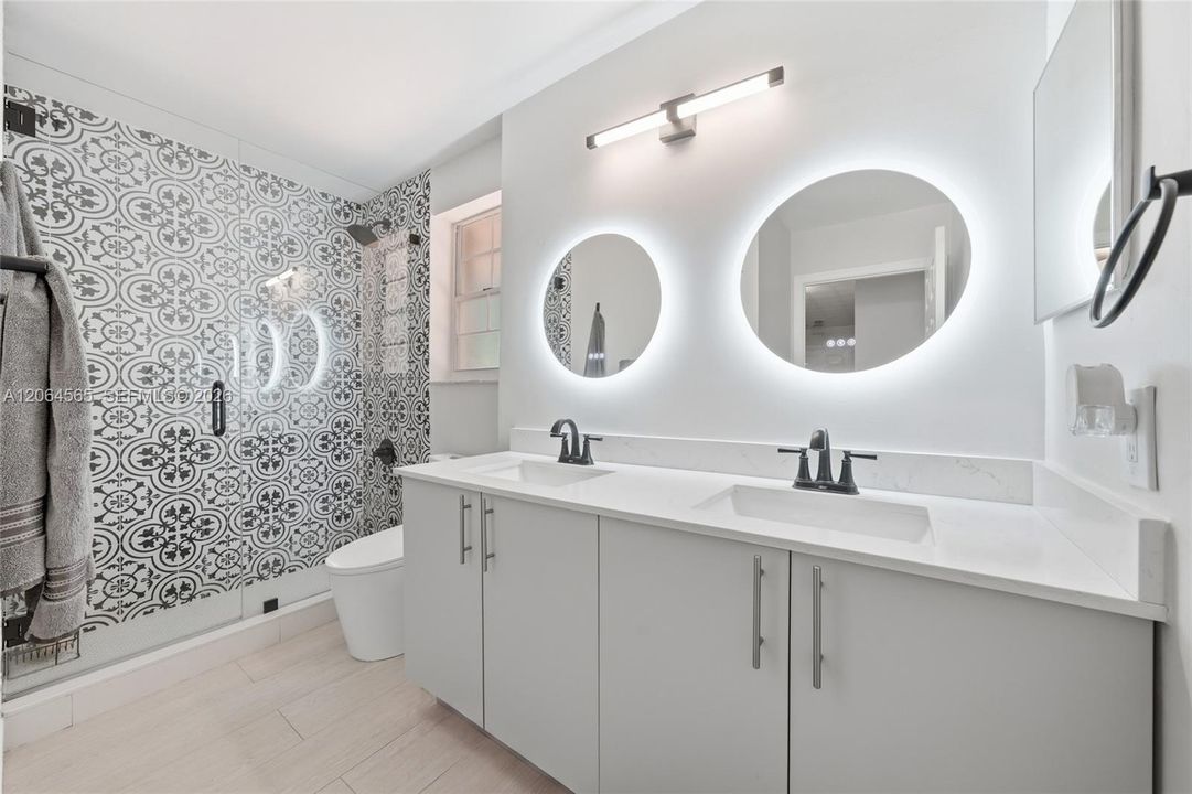 For Sale: $825,000 (4 beds, 2 baths, 3150 Square Feet)