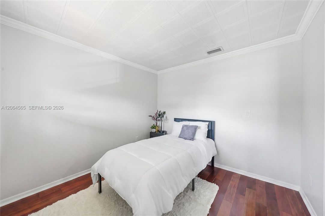 For Sale: $825,000 (4 beds, 2 baths, 3150 Square Feet)